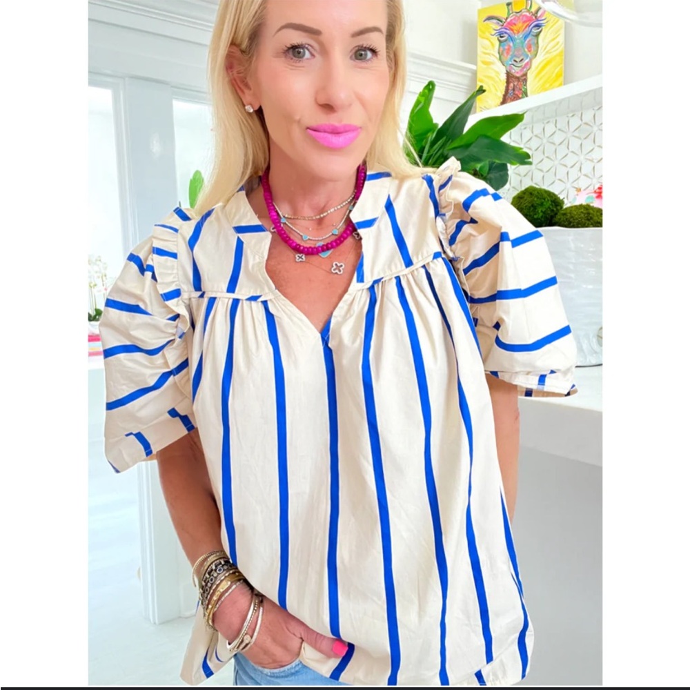 entro Cream and Blue Striped Puff Sleeve Blouse